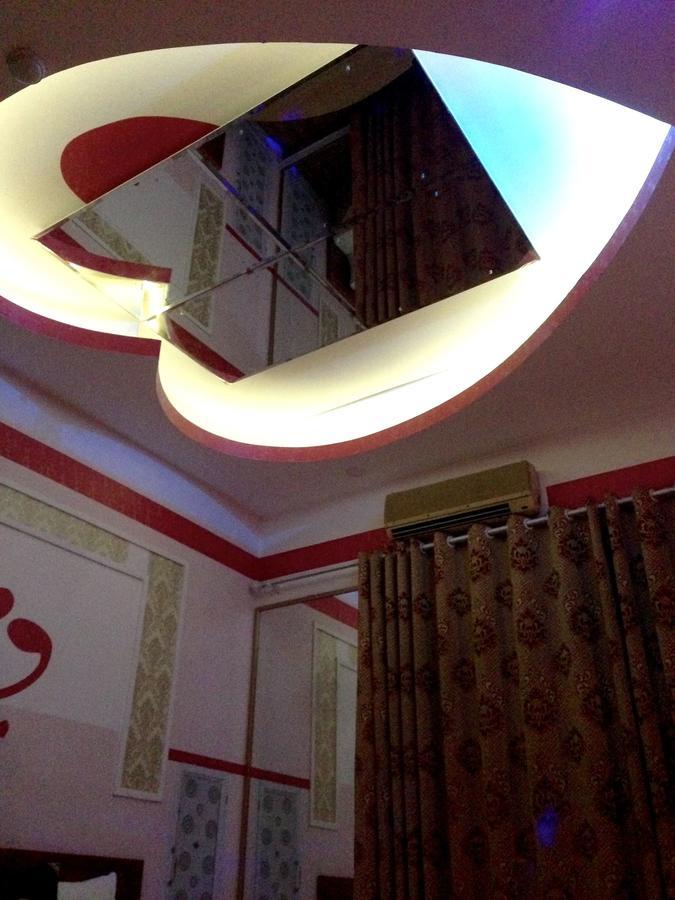 Sac Mau Playboy Motel
